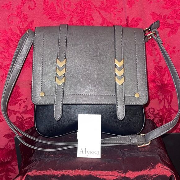 Alyssa Black‎ and Grey Vegan Flap Front Crossbody Bag Double Compartment - Picture 1 of 13